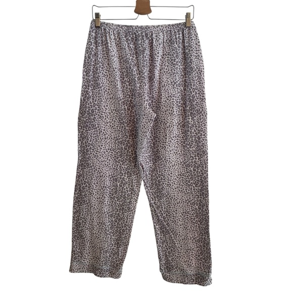 BedHead Pajamas Leopard Print Button-Up Pajama Set Medium - Picture 9 of 15